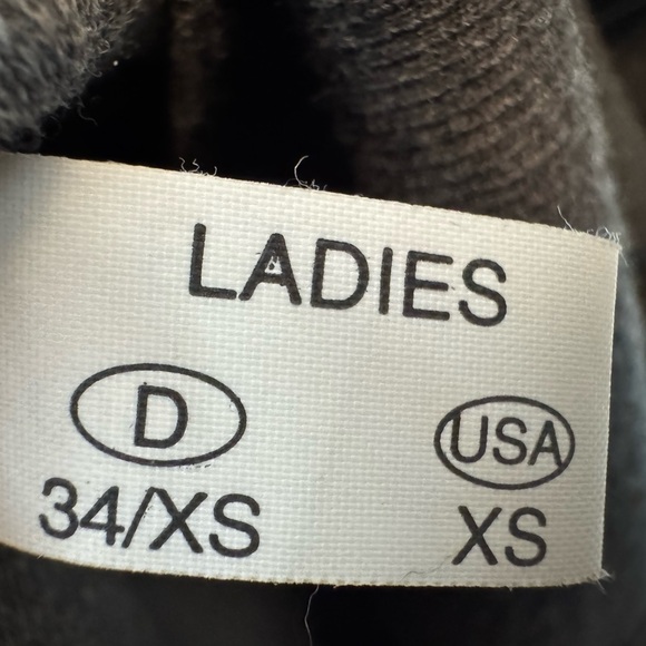 Fabiana Filippi Grey Women's Sweater with silk details. XS. Made in Italy 🇮🇹 - Picture 6 of 6